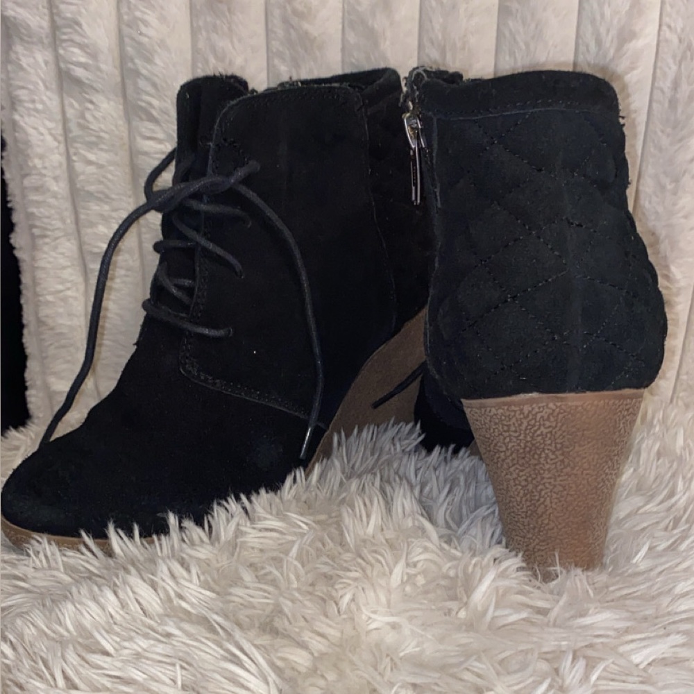 Mia Boots Womens 8 Wedge Heels Ankle Lace Up Black Faux Suede Side Zip Casual